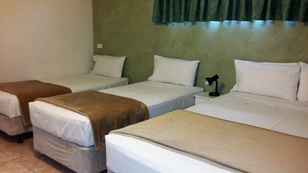 Galaxy Mackay Motor Inn Buitenkant foto