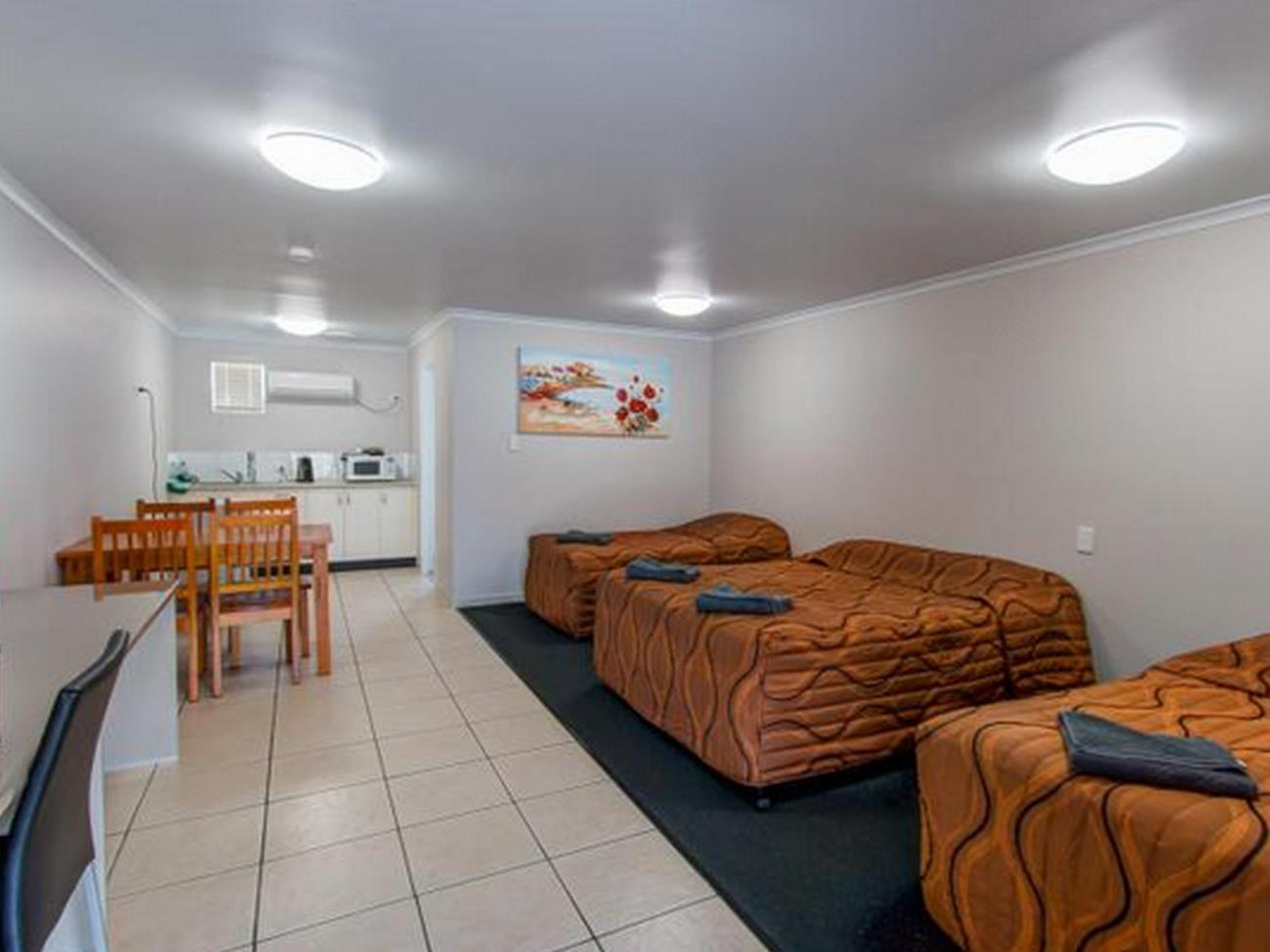 Galaxy Mackay Motor Inn Buitenkant foto